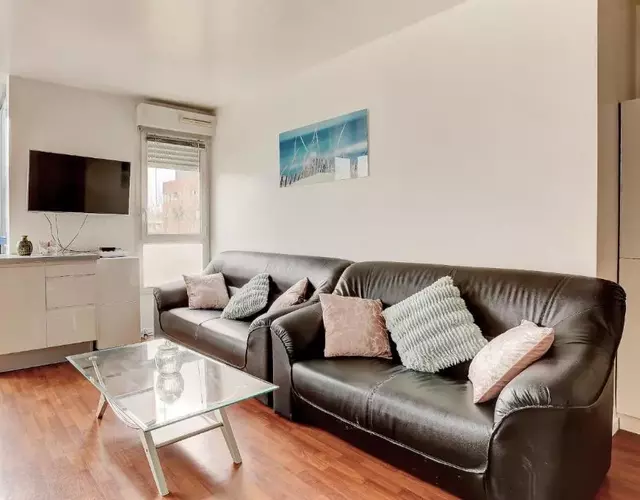 La perle de sully - mante la jolie