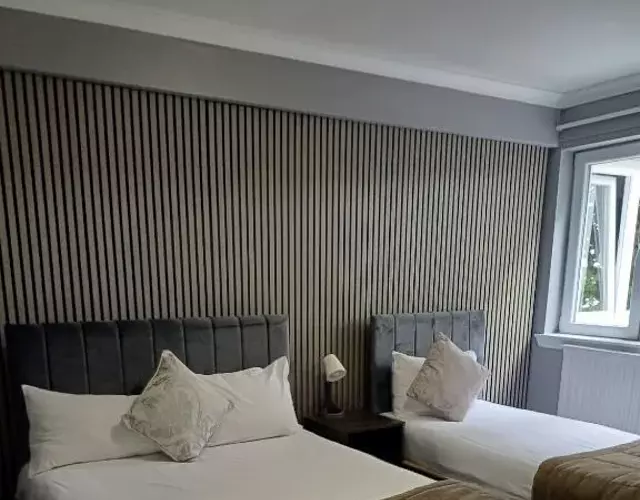 Kings Park Hotel
