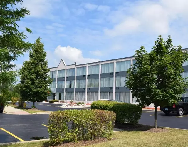 Baymont by Wyndham - Chicago - Addison - O'Hare