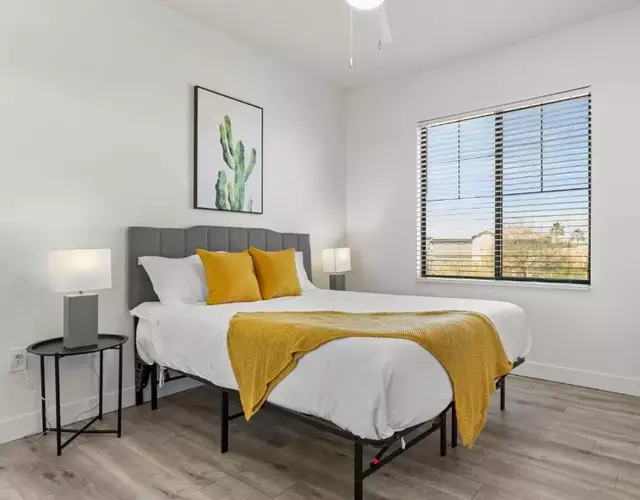 CozySuites by the stadium with pool 18