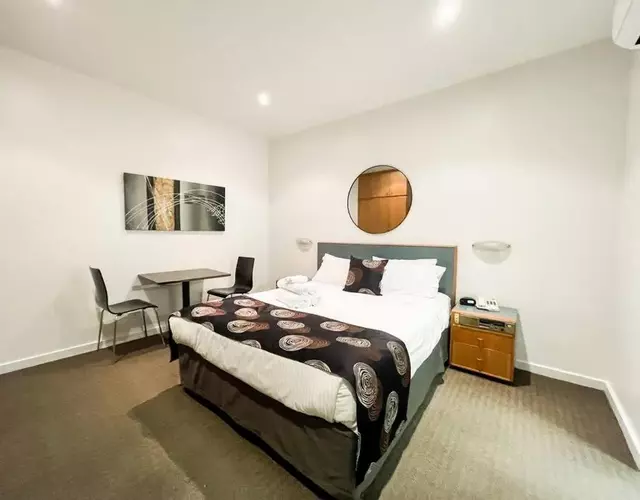 Studio410 /247 gouger st Ex hotel Rm at City