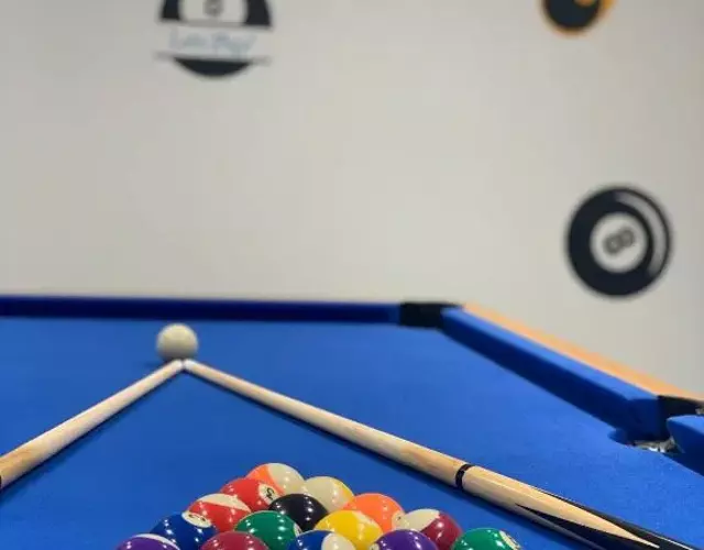 4 bedroom home with Garden, Game room, Parking- Esho Stays