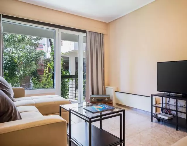 Glyfada 2 bedrooms 4 persons apartment by MPS