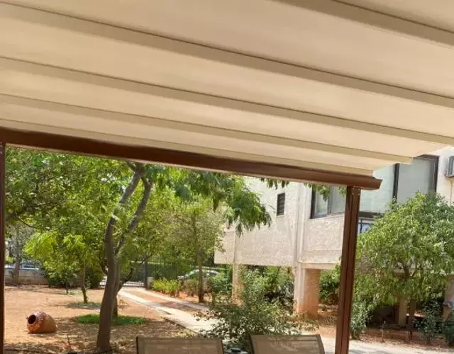 Glyfada Charm, Cozy & Warm with private parking