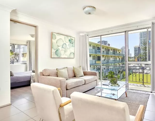 Affordable Accommodation in the Heart of Surfers Paradise