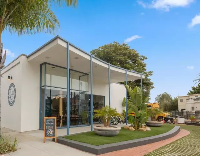 ITH Santa Barbara Surf Hostel