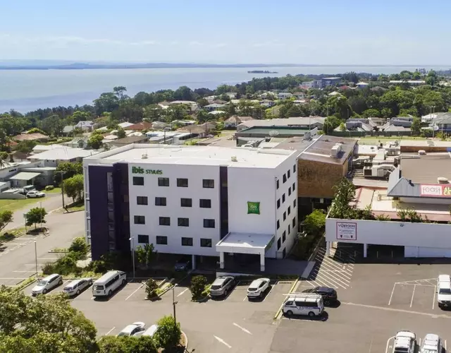 Ibis Styles The Entrance