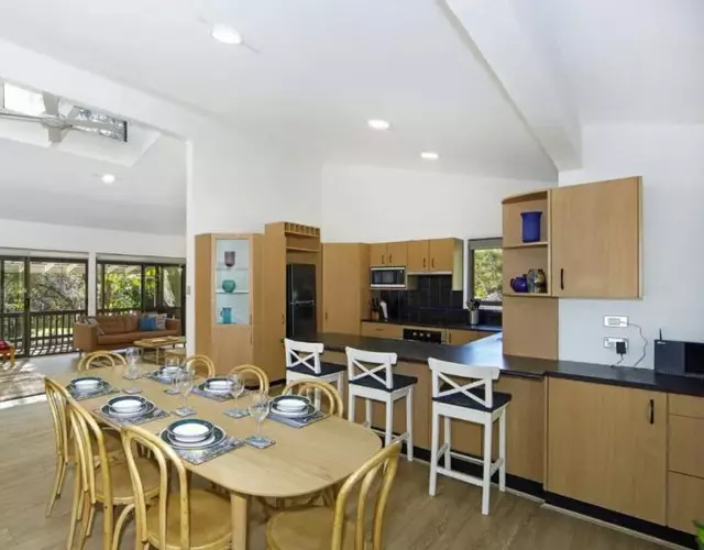 Pearlside - Airconditioned, Pet Friendly & Wifi