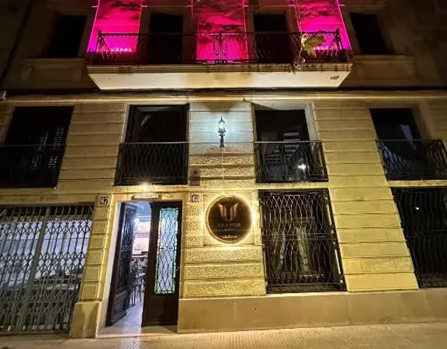 Vilador Barcelona Beach Hotel