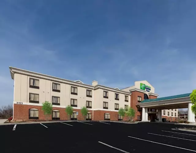 Holiday Inn Express Hotel & Suites Greensboro-East by IHG