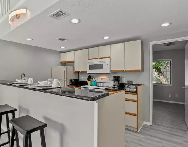 NEW King with Loft Beach Near Gulf