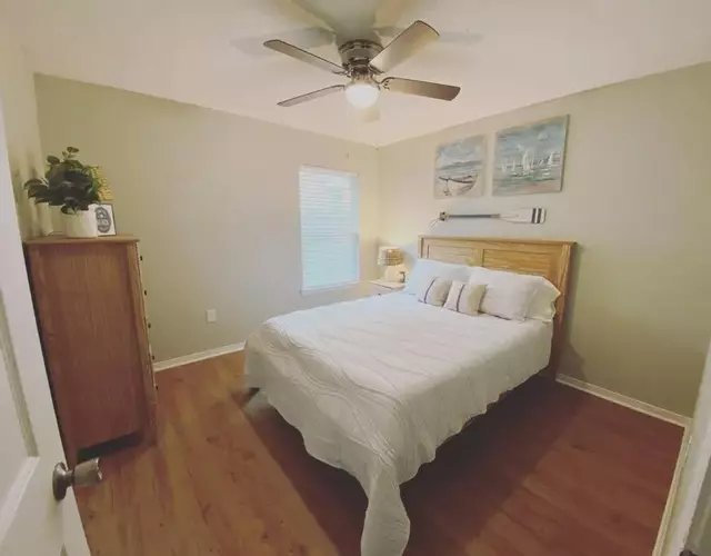 White Sand Getaway steps from Beach