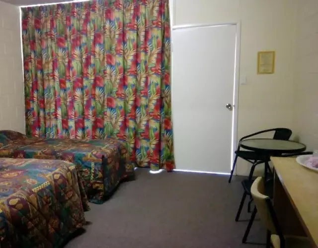 The Islands Inn Motel