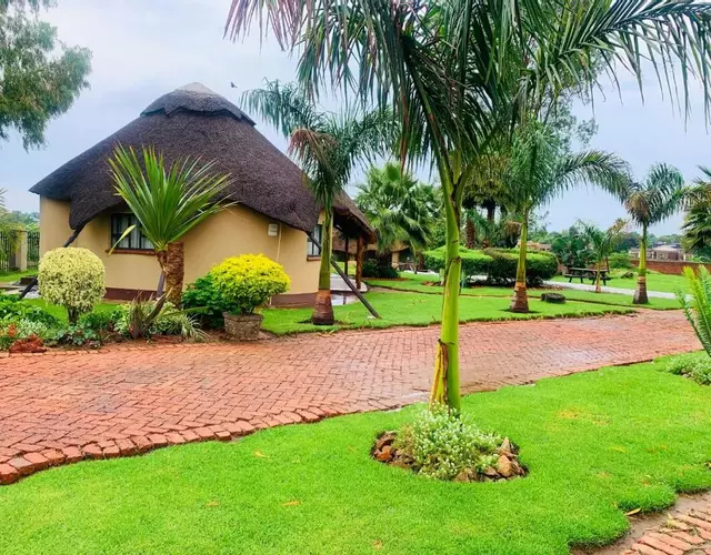 Riverstone Guest Lodge