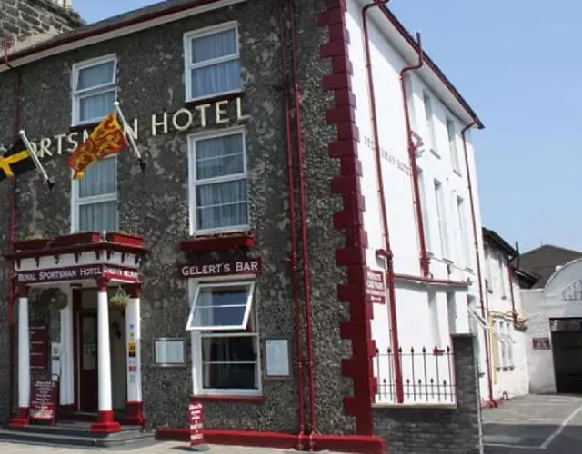 Royal Sportsman Hotel