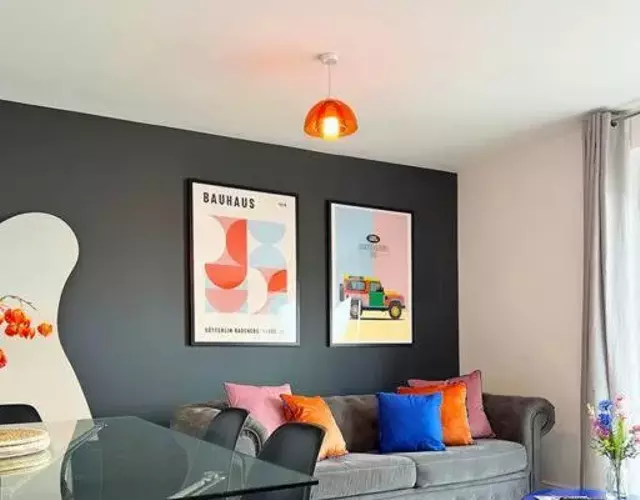 Modern Hatfield Apartment with Free Gated Parking