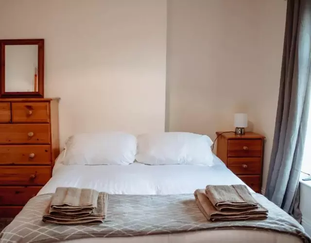 Rustic Cottage in Heart of Town