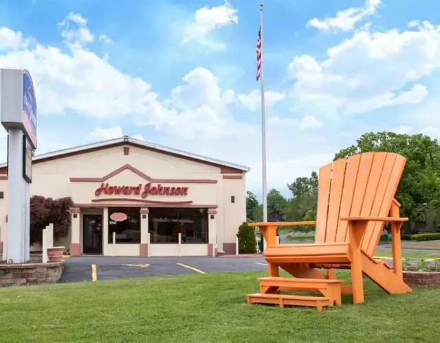 Howard Johnson by Wyndham Rocky Hill