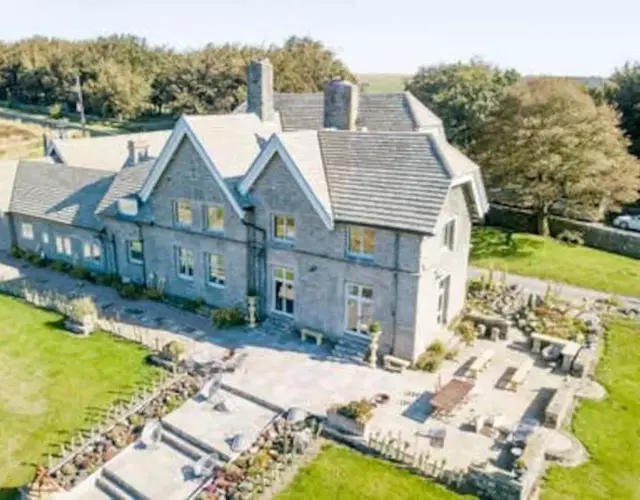 Moscar Lodge, Peak District