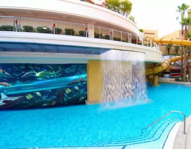 Golden Nugget Hotel & Casino Las Vegas