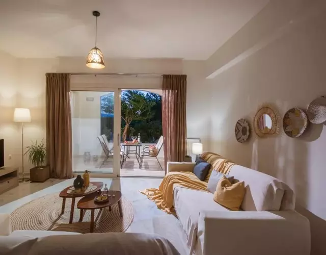 New Luxury Apartment near Airport, Port & Town Center - Sonia City