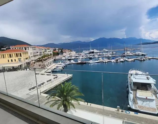 Portonovi - Marina Residences Sea View Apartment