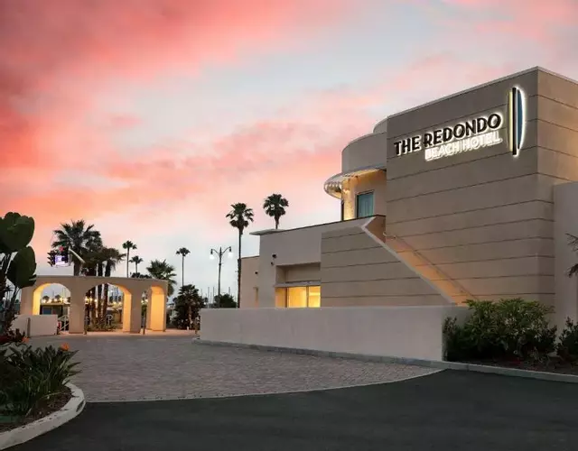 Redondo Beach Hotel, Tapestry Collection by Hilton