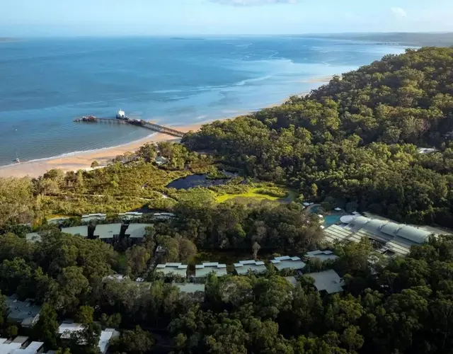 Kingfisher Bay Resort