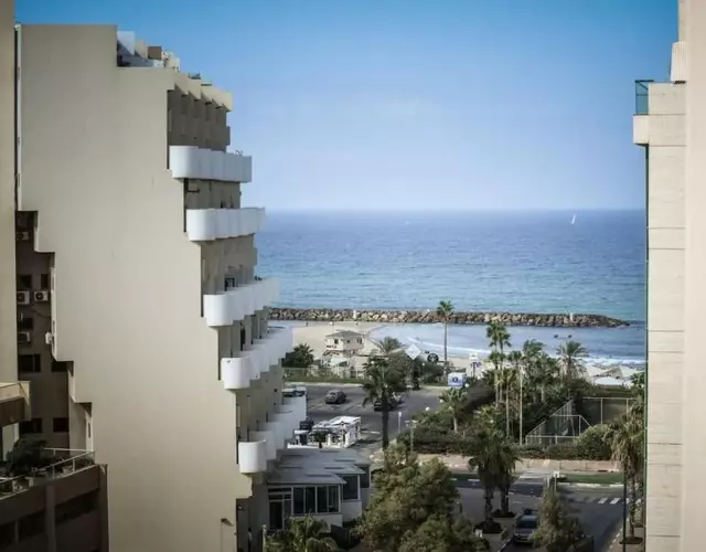 Skyline 1BR Apartment with City and Sea View Sea N' Rent