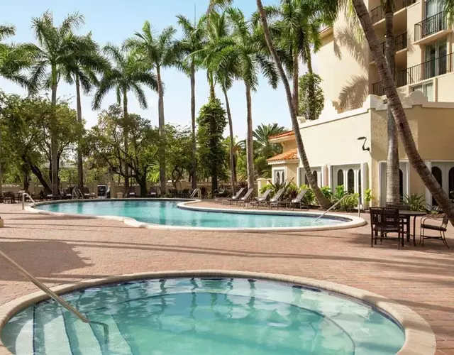 Embassy Suites by Hilton Miami International Airport