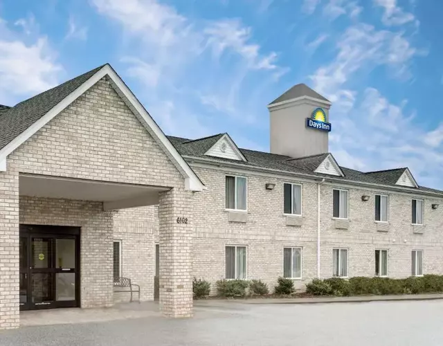 Days Inn by Wyndham Greensboro NC