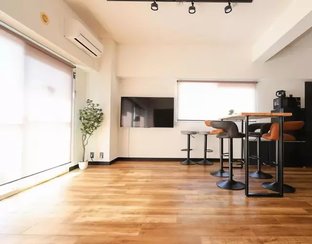 RIVER WEST HIROSHIMA