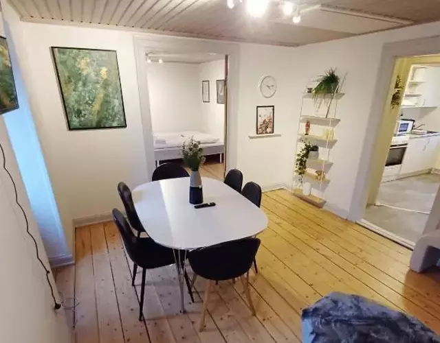 7 person Apartment with Free Parking