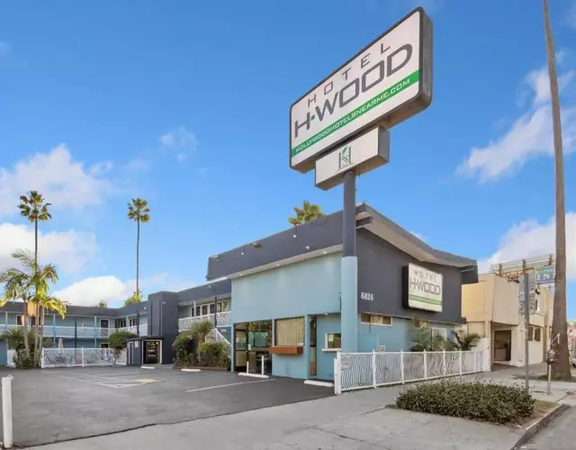 Hotel H-Wood