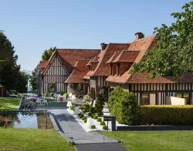 La Chaumière