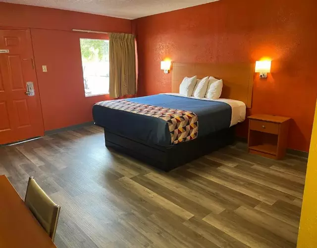 Economy Inn Hot Springs