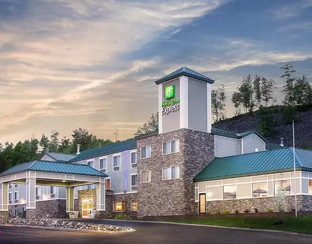 Holiday Inn Express Houghton-Keweenaw by IHG