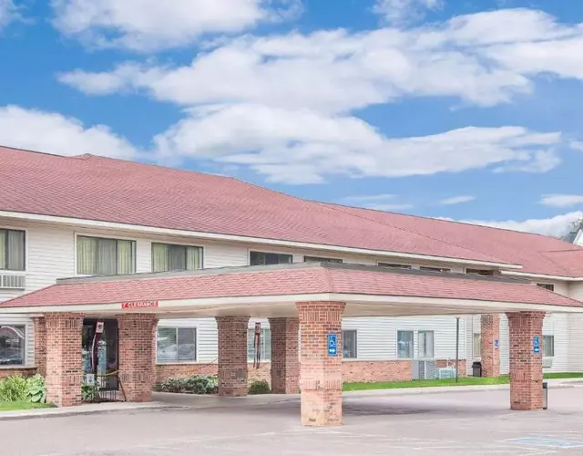 Ramada by Wyndham Hancock Waterfront