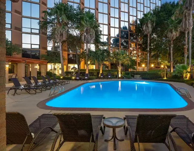 Sheraton Houston Brookhollow Hotel