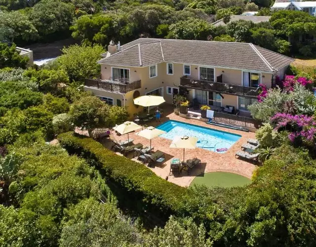 Amakhaya Lodge