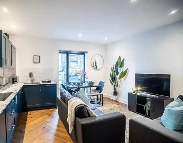 Charming 2 Bedroom Flat I Next To Brighton Station