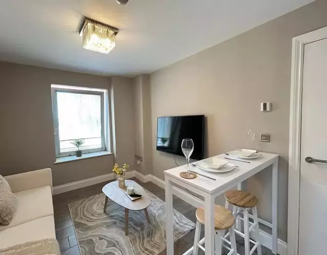 Modern 1 Bedroom Apartment in Brighton with Wi-Fi