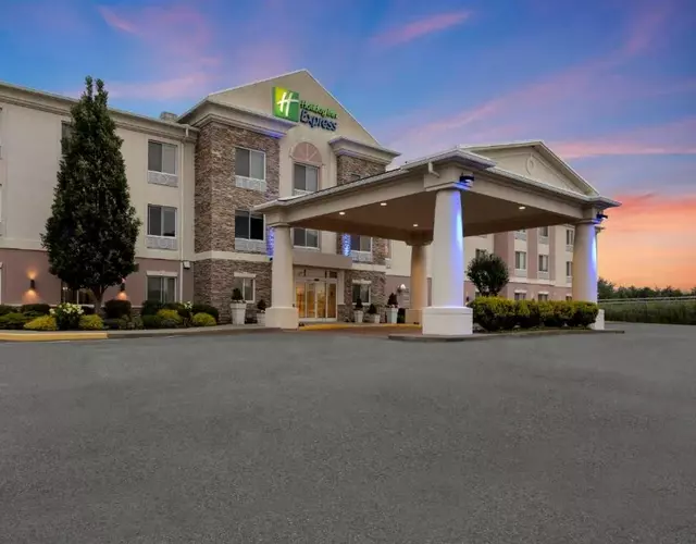 Holiday Inn Express Hotel & Suites West Coxsackie by IHG