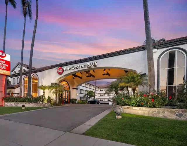 Best Western Plus Newport Mesa Inn