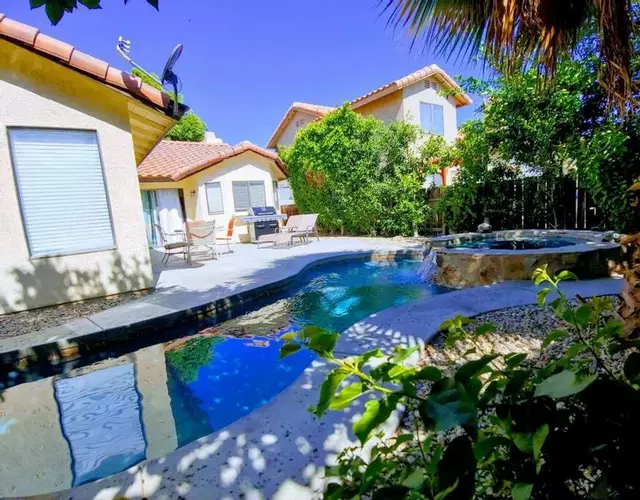 Desert Oasis in Indian Gardens