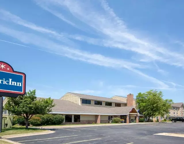 AmericInn by Wyndham Coralville