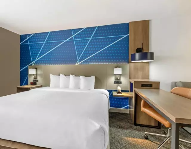 Comfort Inn & Suites Irving Las Colinas DFW