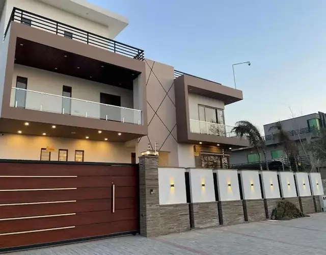 Family Luxury Lodges