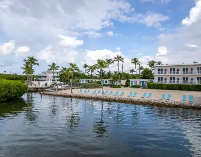 Fisher Inn Resort & Marina