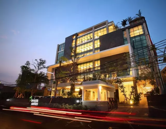 Avissa Suites